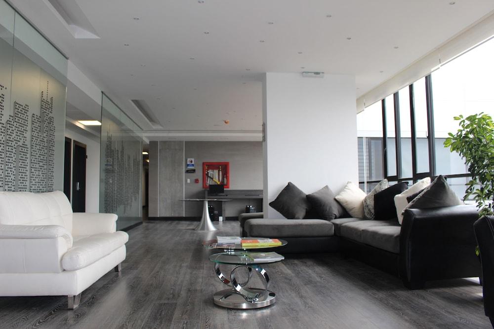 Citimed Hotel กีโต ภายนอก รูปภาพ